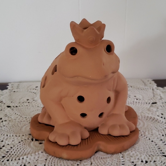 Vintage Partylite Terra Cotta Frog Prince P0454